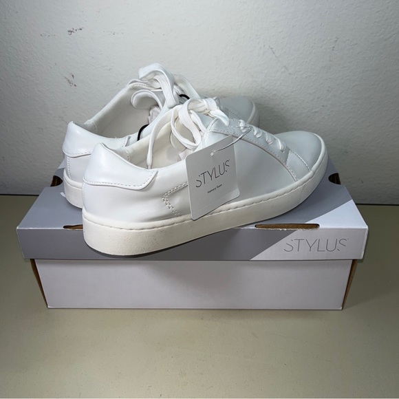 28 Brand New With Box Stylus Washed Womens Memory Foam White Sneakers Size 6M - Picture 4 of 8